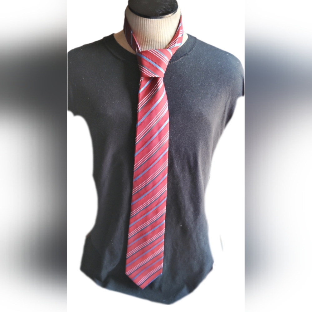 Geoffrey Beene British regimental striped tie.